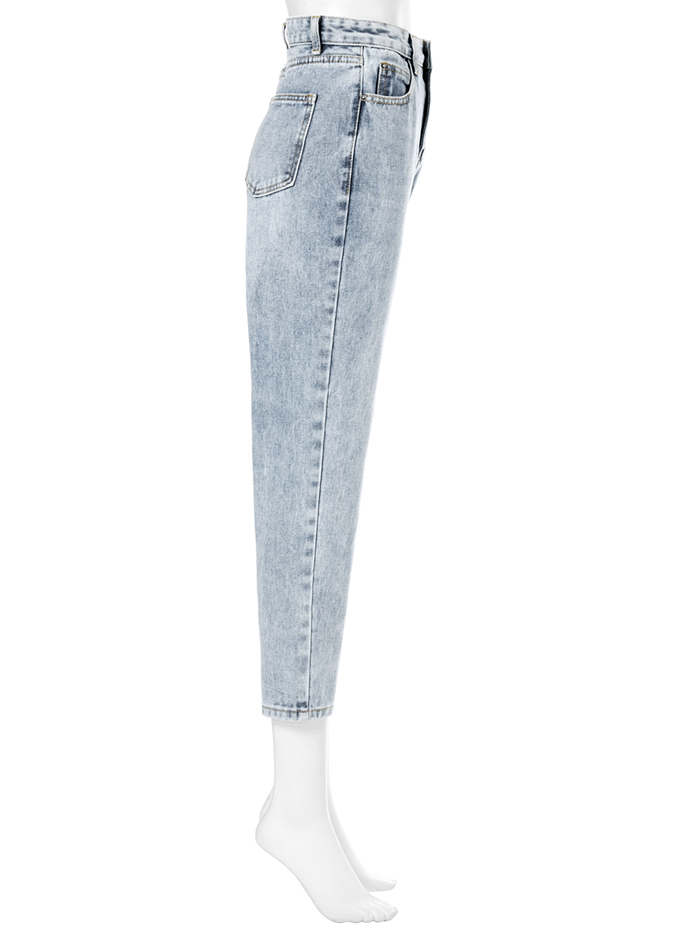テーパードデニムパンツ