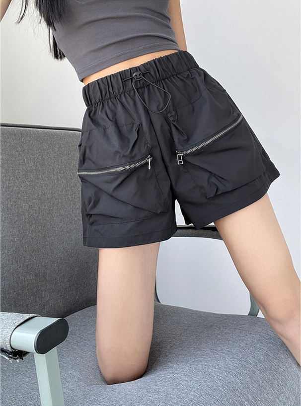 ポケットファスナーショートパンツ