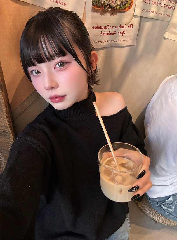 カットショルダーオーバーサイズニットトップス