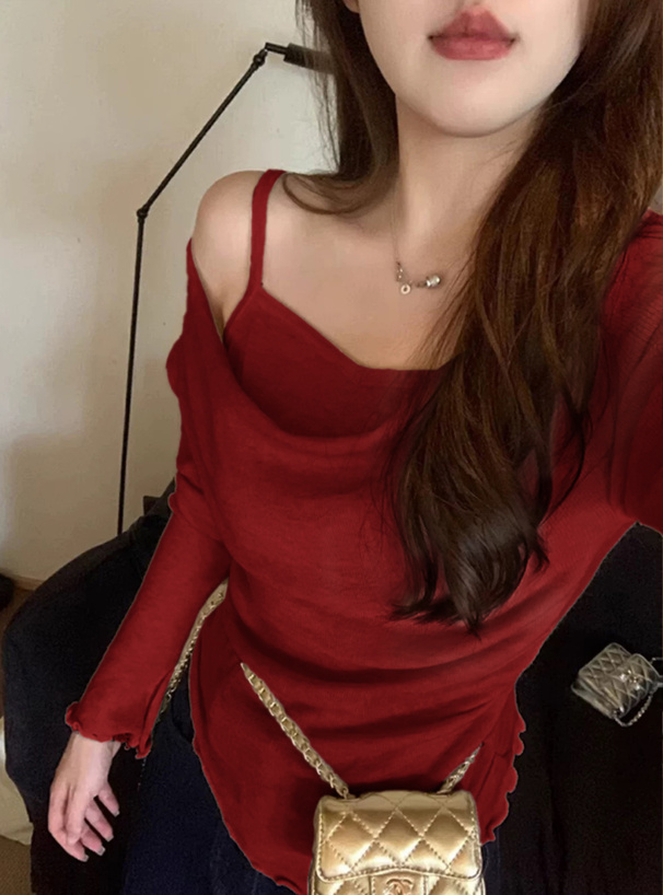 レイヤード風オフショルニットトップス