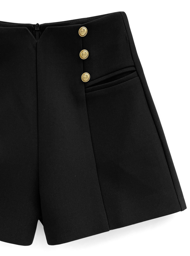 ダブルボタンハイウエストショートパンツ