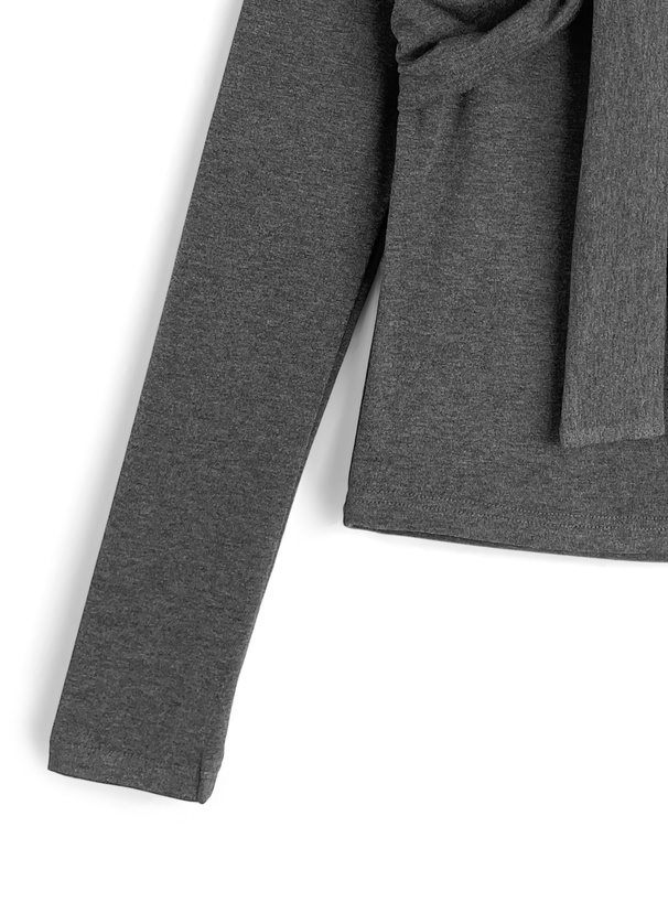 フロントリボンデザイントップス