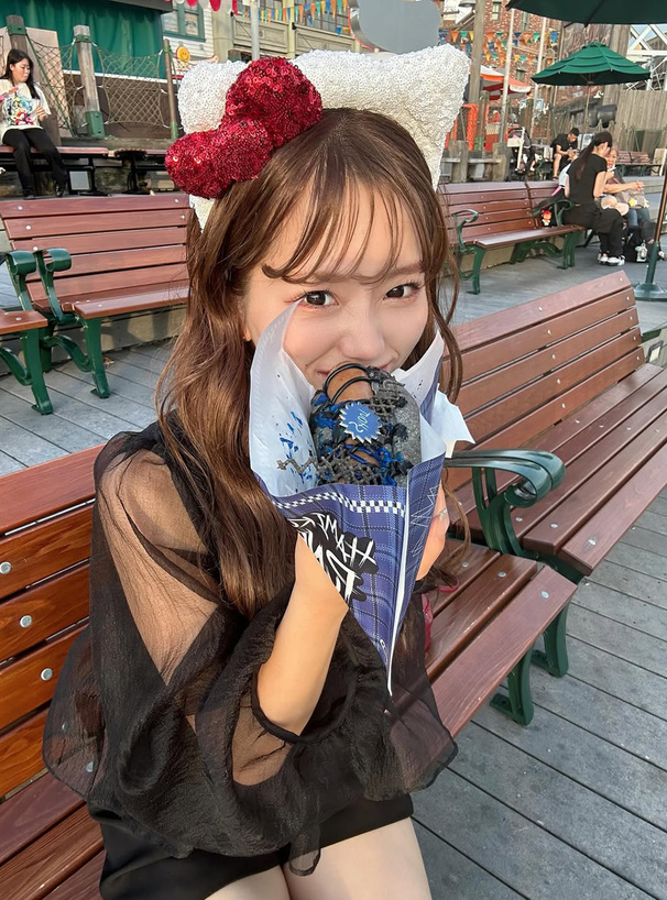 シアーフリルフレアブラウス