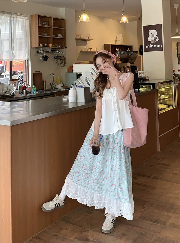 スクエアネックレースフリルノースリーブトップス