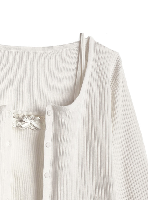 ニットカーディガン×レースキャミソールアンサンブル