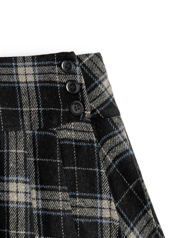 インパン付きチェック柄プリーツミニスカート