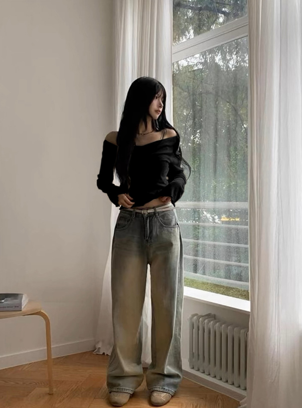 キャミソールレイヤード風オフショルダートップス