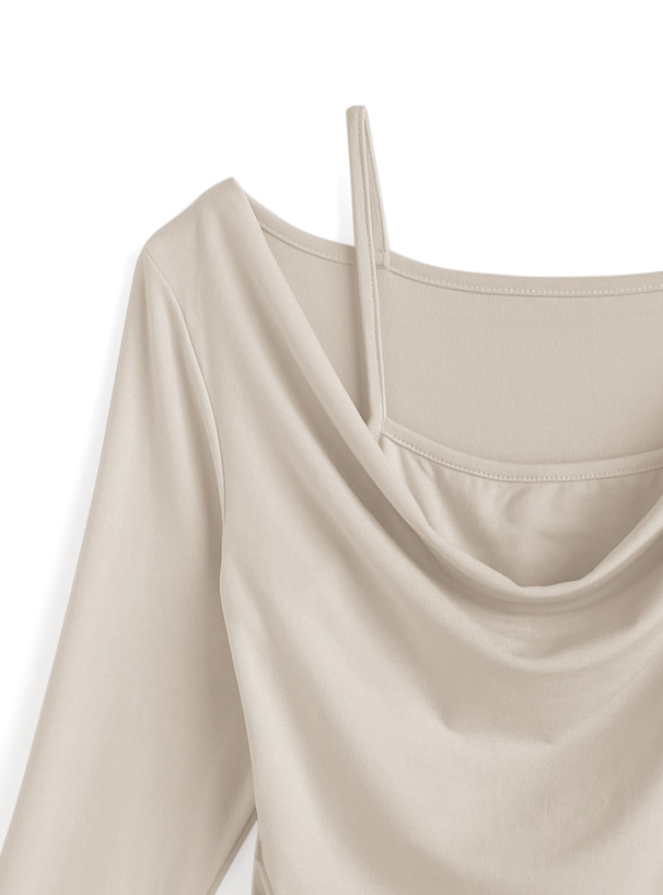 キャミソールレイヤード風オフショルダートップス