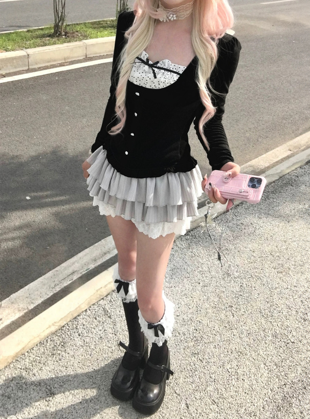 ドット柄フリルリボンレイヤード風トップス