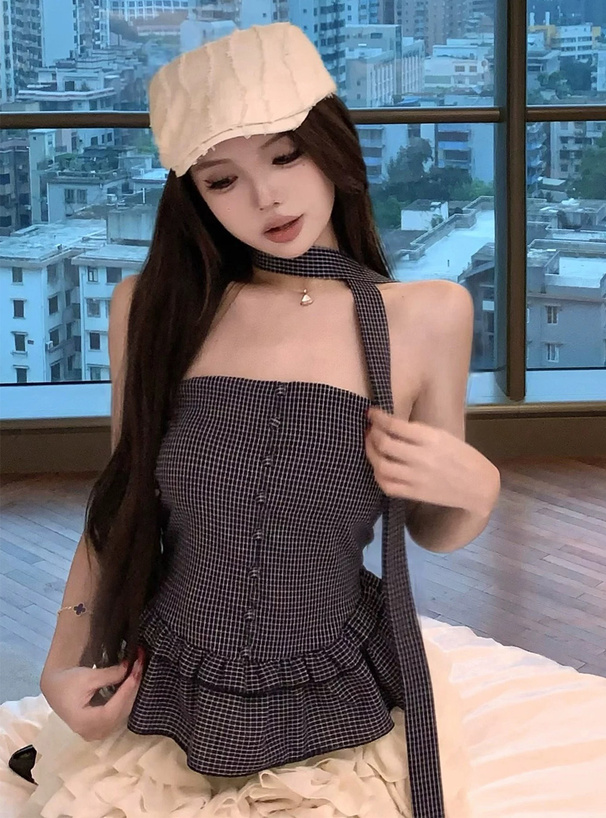 タイ付きチェック柄フリルベアトップ