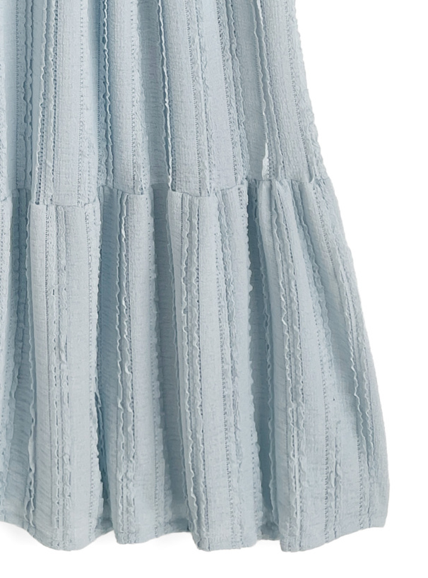 カップ付きフリルトップス×ロングスカートセットアップ