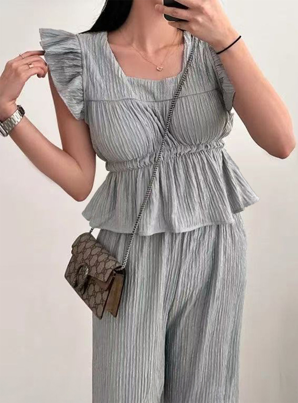 フリルノースリーブトップス×ロングパンツセットアップ