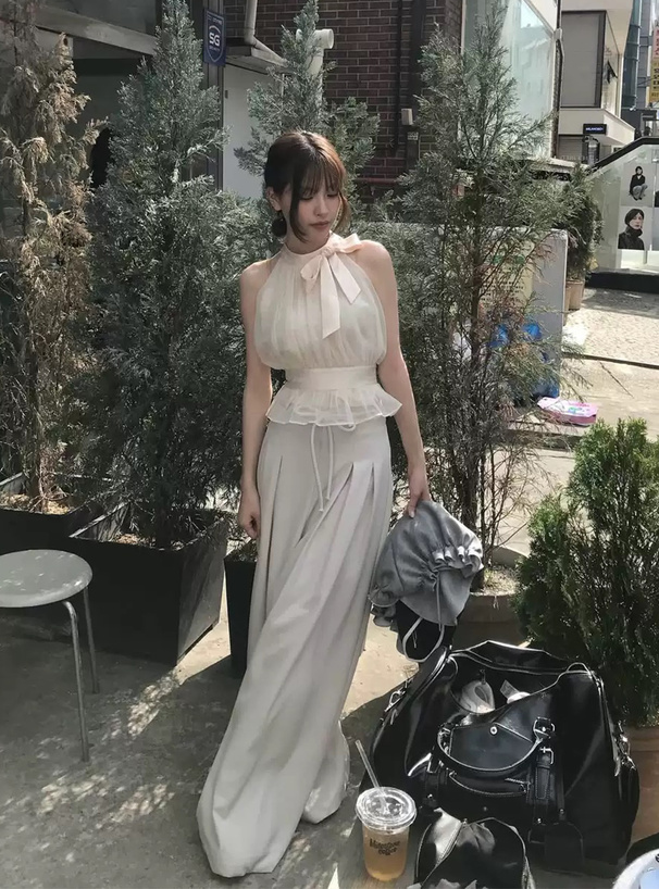 リボンアメスリシアートップス