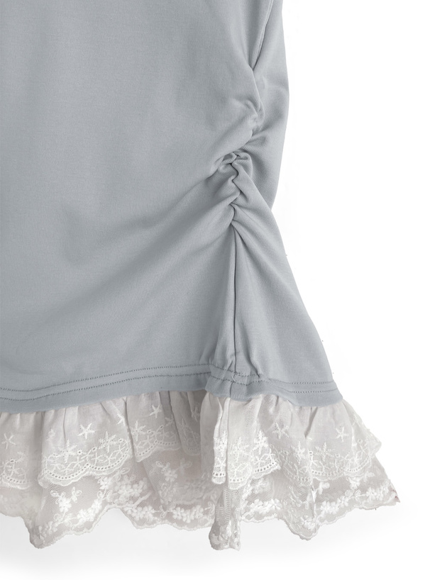 ネックリボンワンショルダースタッズロゴレースドッキングトップス