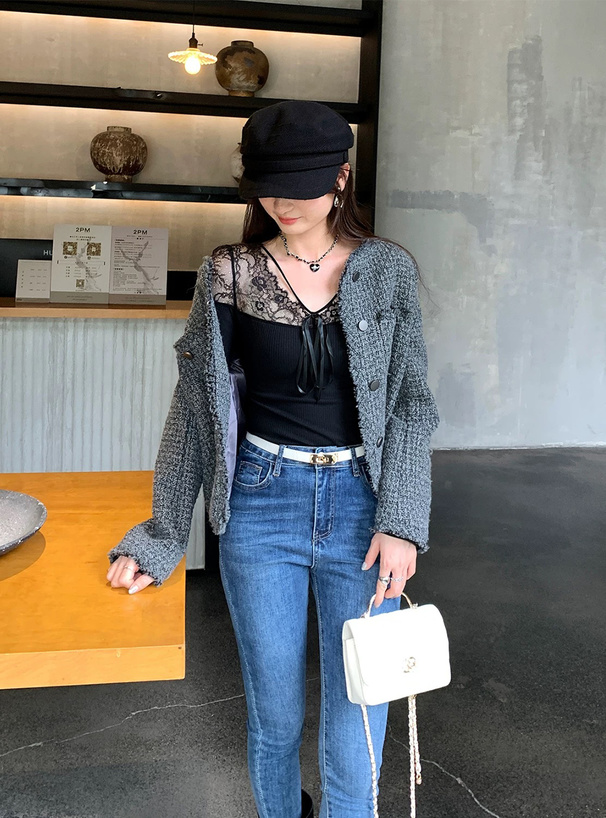 カップ付きレースドッキングストラップリボントップス