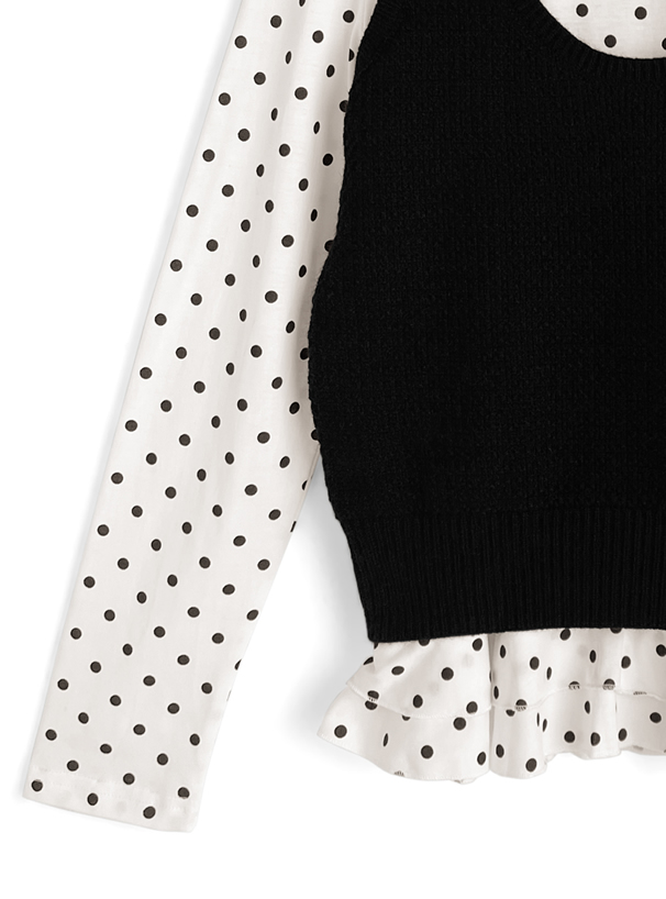 ドット柄フリルトップス×ニットベストアンサンブル