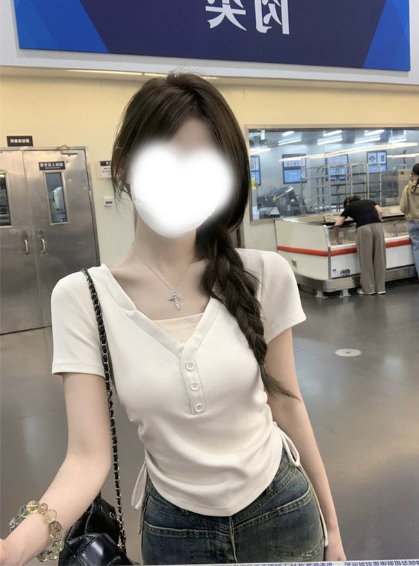 レイヤード風サイドドロストトップス