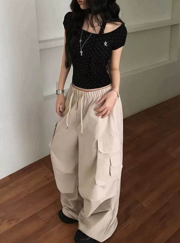 タイ付きラインストーンリブトップス