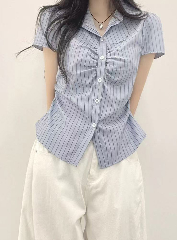 ストライプ柄ギャザーブラウス