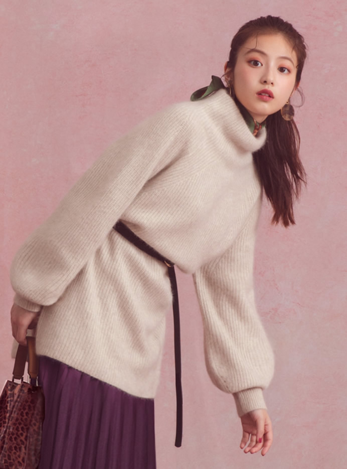 今田美桜 マーブルXゴールドサークルフープイヤリング