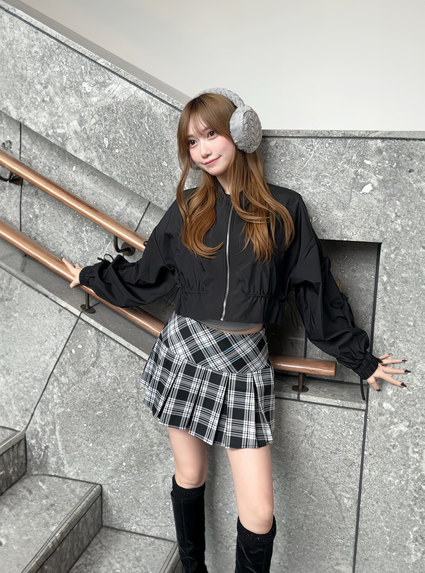 スリットリボンスリーブクロップド丈ブルゾン
