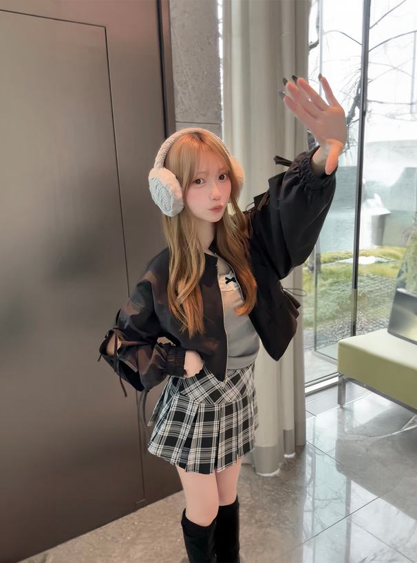 スリットリボンスリーブクロップド丈ブルゾン
