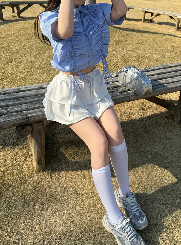 ストライプ柄クロップド丈ドロストシャツ