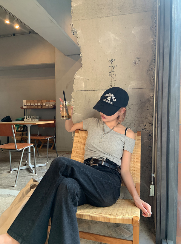 セミフレアデニムパンツ