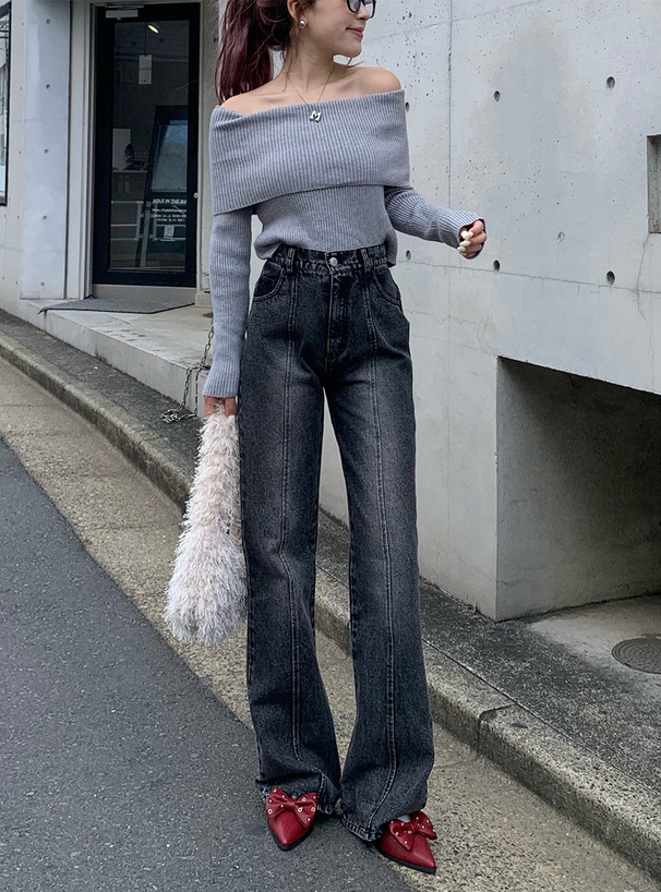 センターシームストレートデニムパンツ