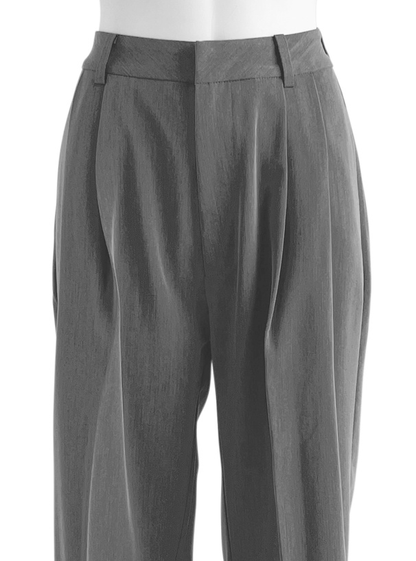 センタープレスタックワイドパンツ