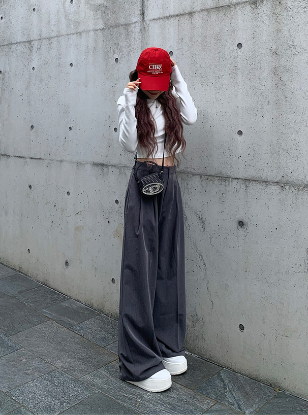 センタープレスタックワイドパンツ