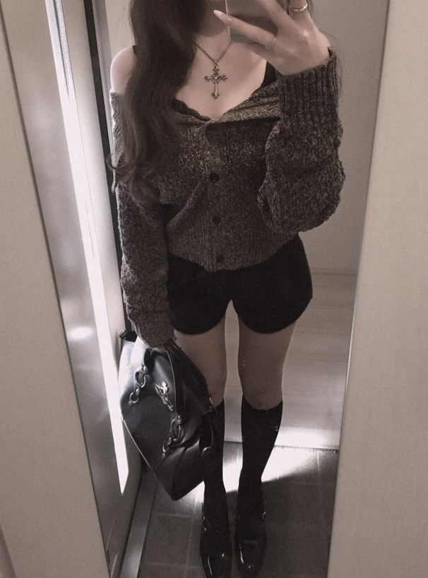 ハイウエストショートパンツ