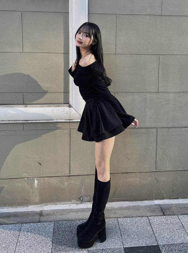 インパン裏地付きハイウエストダブルフレアスカート