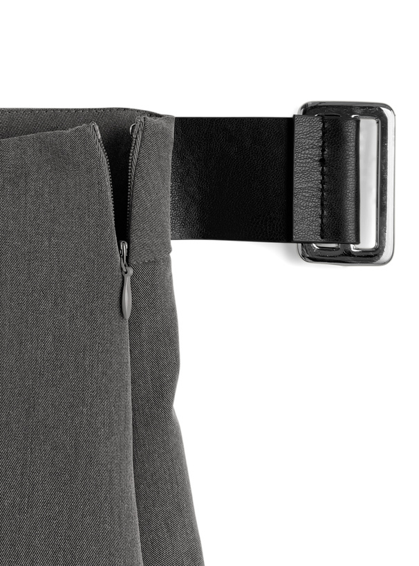 ベルトプリーツキュロット