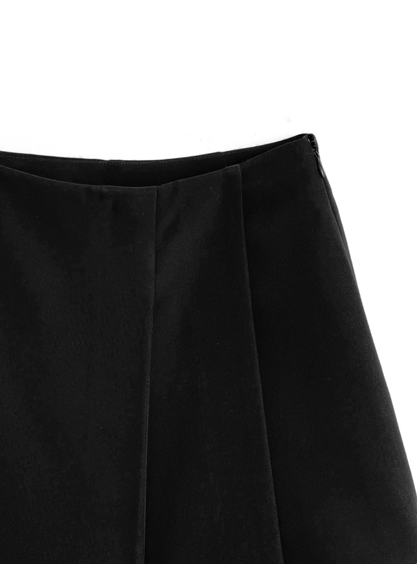 ラップ風台形キュロット