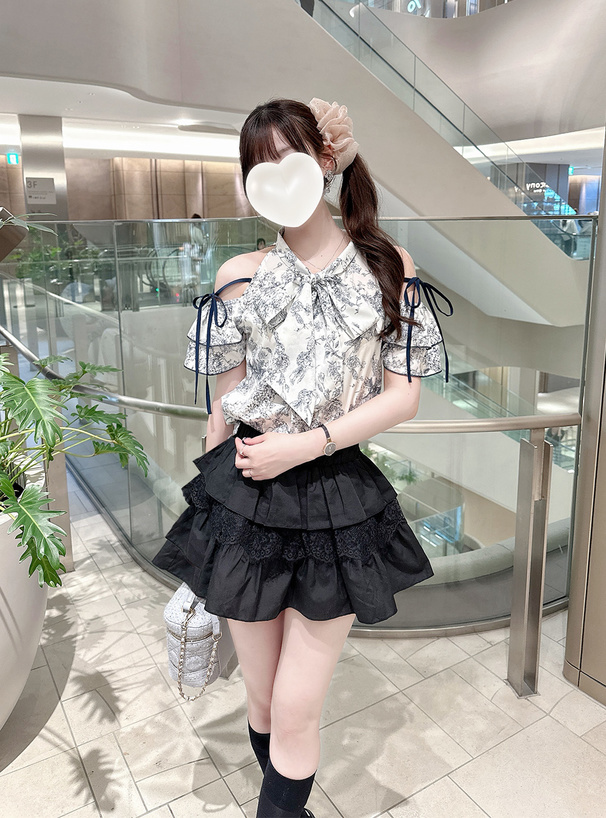 インパン裏地付きレースティアードミニスカート