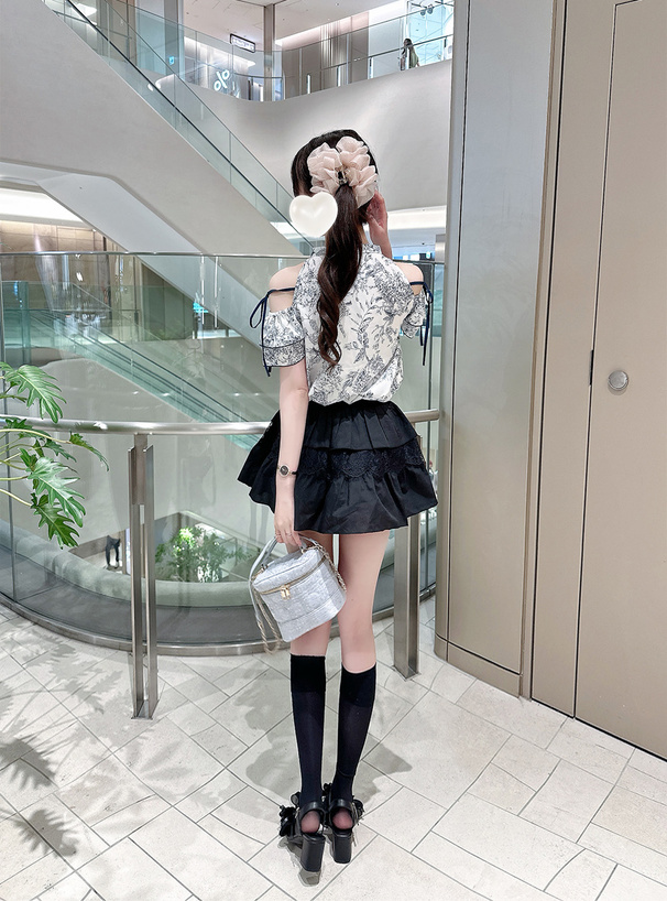 インパン裏地付きレースティアードミニスカート