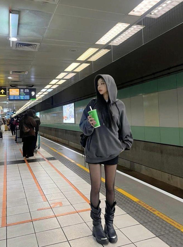 センターシームショートパンツ