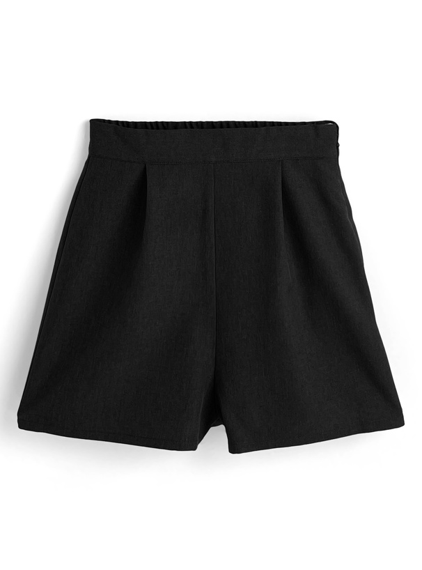 タックショートパンツ