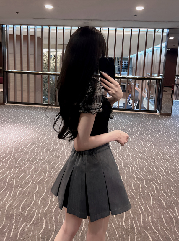 インパン裏地付きプリーツミニスカート