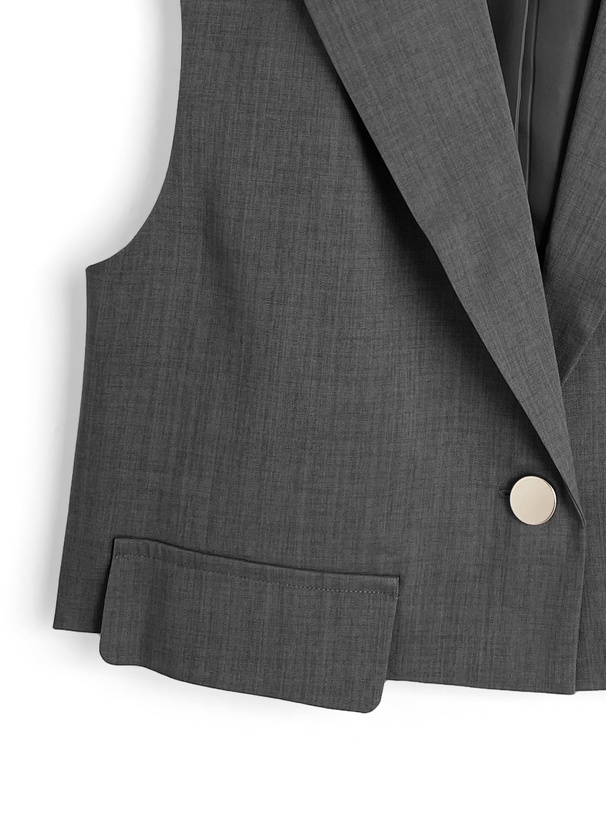 ショート丈ジレ