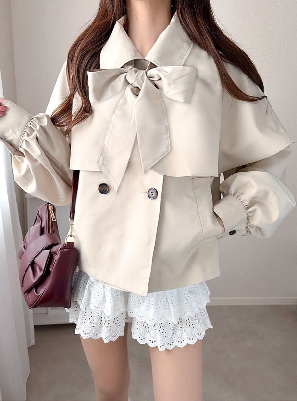 リボン付きショート丈トレンチコート