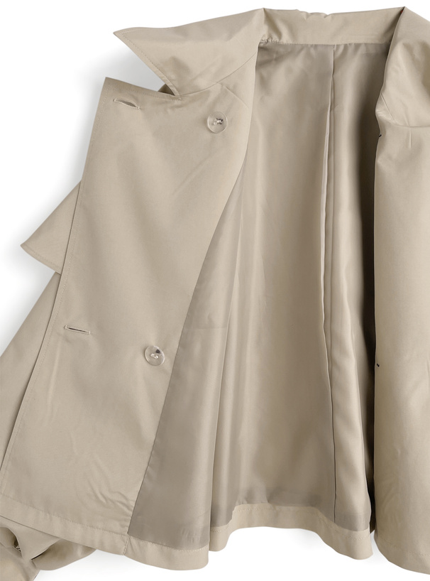 リボン付きショート丈トレンチコート