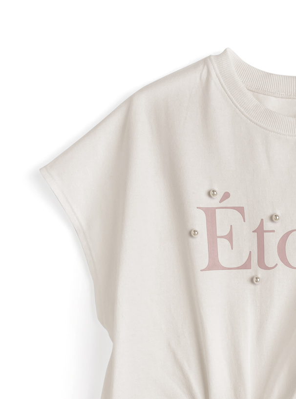 ロゴプリントパールタックスリットTシャツ