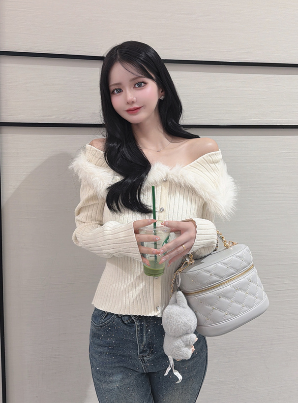 ファーオフショルダーニットトップス[an1616] | レディース