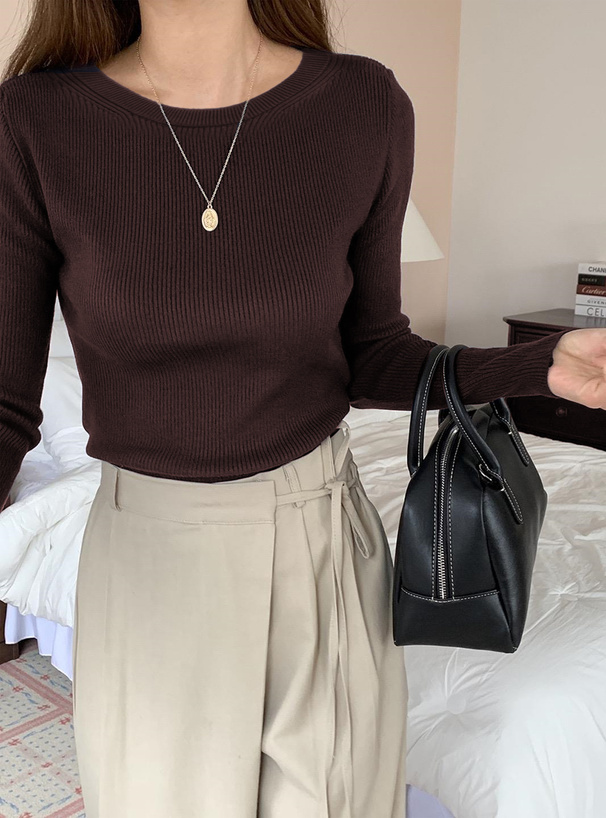 クルーネックリブニットトップス