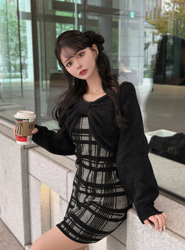 【値下げ】レア！sheller シェリエ ポイントチェーンミニニットワンピース sheller ニットワンピース ミニ レア！sheller シェリエ ポイント