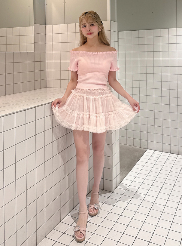 フリルオフショルニットトップス