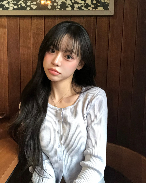 ラウンドネックリブニットカーディガン