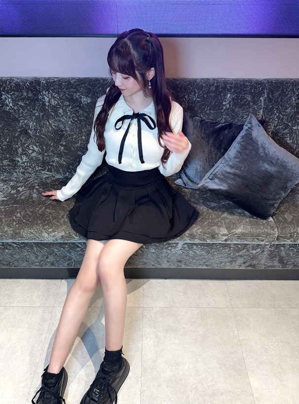 フリルカラーリボンリブニットカーディガン